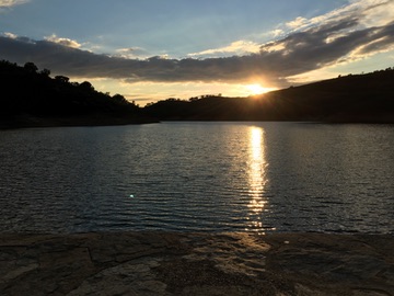 The lake seen from Monte de Lobelha with a sunset